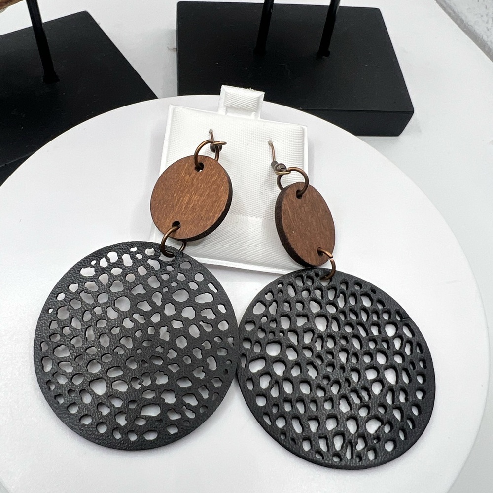 Bohemian Style Wooden and Leather‎ Earrings NEW